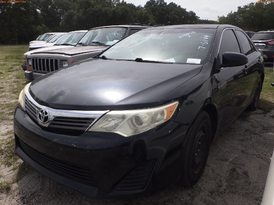 7-06149 (Cars-Sedan 4D)  Seller: Florida State J.A.C. 2012 TOYT CAMRY