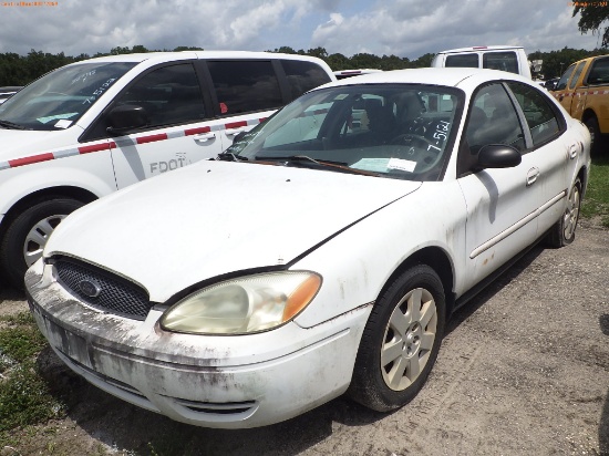 7-05121 (Cars-Sedan 4D)  Seller: Florida State D.O.T. 2006 FORD TAURUS