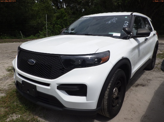 7-06167 (Cars-SUV 4D)  Seller: Gov-Hillsborough County Sheriffs 2020 FORD INTERC
