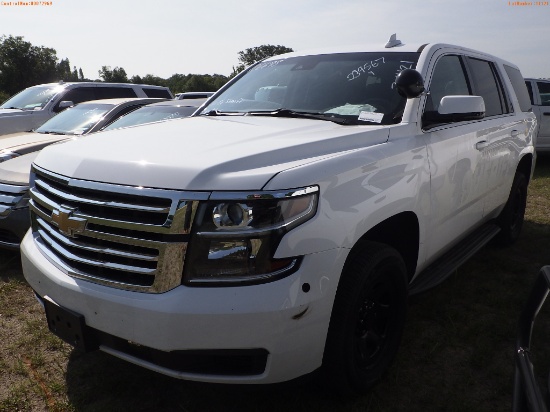 7-11121 (Cars-SUV 4D)  Seller: Gov-Hillsborough County Sheriffs 2020 CHEV TAHOE