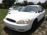 7-10138 (Cars-Sedan 4D)  Seller: Florida State D.O.T. 2006 FORD TAURUS