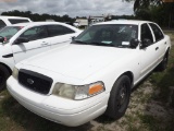 7-06225 (Cars-Sedan 4D)  Seller: Gov-Hernando County Sheriffs 2011 FORD CROWNVIC