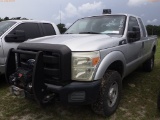 7-10233 (Trucks-Pickup 2D)  Seller: Florida State F.W.C. 2011 FORD F250
