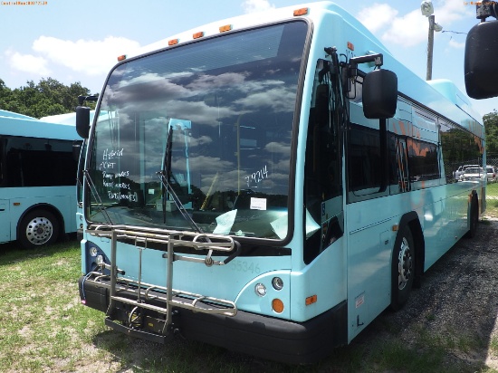 7-09214 (Trucks-Buses)  Seller: Gov-Manatee County 2011 GLLG G30D102N4