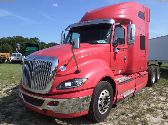 7-08225 (Trucks-Tractor)  Seller:Private/Dealer 2015 INTL PROSTAR