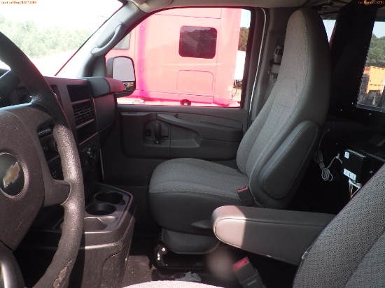 7-08223 (Trucks-Van Cargo)  Seller: Gov-Sarasota County Sheriffs Dept 2015 CHEV