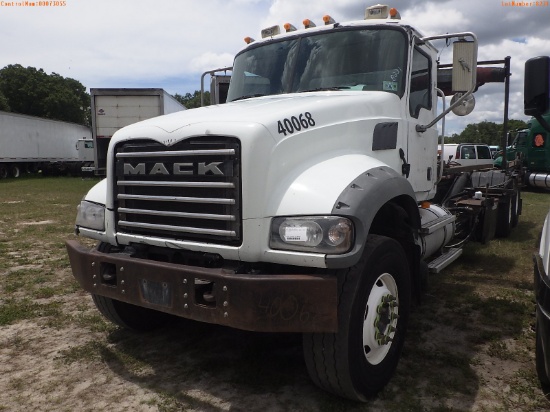 7-08231 (Trucks-Rolloff)  Seller:Private/Dealer 2009 MACK GU700