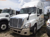 7-08230 (Trucks-Tractor)  Seller:Private/Dealer 2016 FRHT CASCADIA
