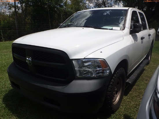 8-11153 (Trucks-Pickup 4D)  Seller: Gov-Hillsborough County Sheriffs 2019 RAM 15