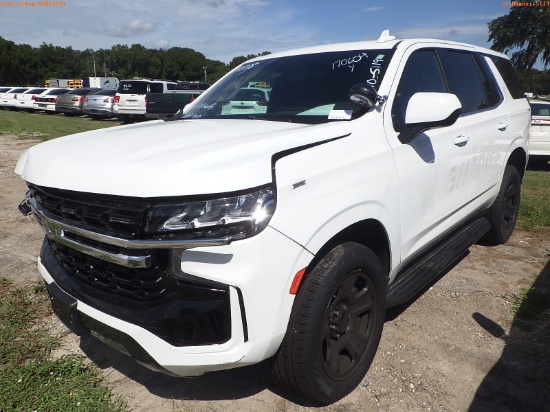 10-05119 (Cars-SUV 4D)  Seller: Gov-Hillsborough County Sheriffs 2022 CHEV TAHOE