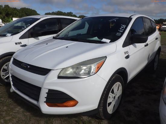 10-06236 (Cars-SUV 4D)  Seller: Gov-City Of St. Petersburg 2013 FORD ESCAPE