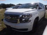 10-06121 (Cars-SUV 4D)  Seller: Gov-Hillsborough County Sheriffs 2020 CHEV TAHOE