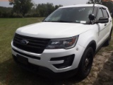10-10130 (Cars-SUV 4D)  Seller: Gov-Hillsborough County Sheriffs 2019 FORD EXPLO