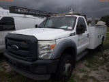 12-08215 (Trucks-Utility 2D)  Seller: Gov-City Of Clearwater 2013 FORD F450