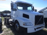 12-08132 (Trucks-Tractor)  Seller:Private/Dealer 2009 VOLV VNM