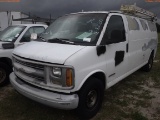 12-08220 (Trucks-Van Cargo)  Seller: Gov-Hillsborough County School 1999 CHEV 35