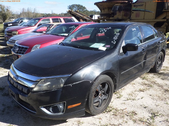 2-10110 (Cars-Sedan 4D)  Seller: Gov-Port Richey Police Department 2010 FORD FUS