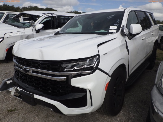 2-05125 (Cars-SUV 4D)  Seller: Gov-Hillsborough County Sheriffs 2023 CHEV TAHOE