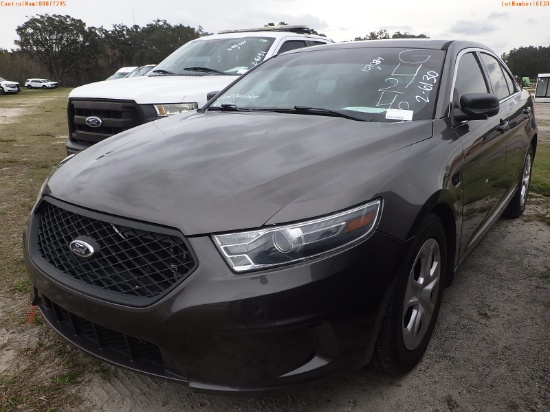 2-06130 (Cars-Sedan 4D)  Seller: Gov-City Of Clearwater 2016 FORD TAURUS
