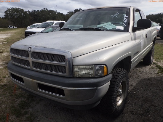 2-06128 (Trucks-Pickup 2D)  Seller: Florida State F.W.C. 2001 DODG RAM1500