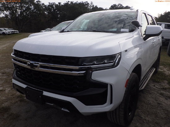 2-06146 (Cars-SUV 4D)  Seller: Gov-Hillsborough County Sheriffs 2021 CHEV TAHOE