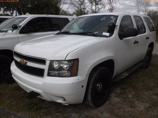 2-06210 (Cars-SUV 4D)  Seller: Gov-Pinellas County Sheriffs Ofc 2013 CHEV TAHOE