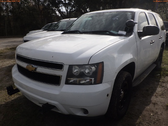 2-06160 (Cars-SUV 4D)  Seller: Gov-Pinellas County Sheriffs Ofc 2013 CHEV TAHOE