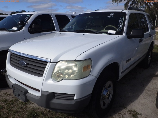 2-06225 (Cars-SUV 4D)  Seller: Gov-Pinellas County Sheriffs Ofc 2006 FORD EXPLOR