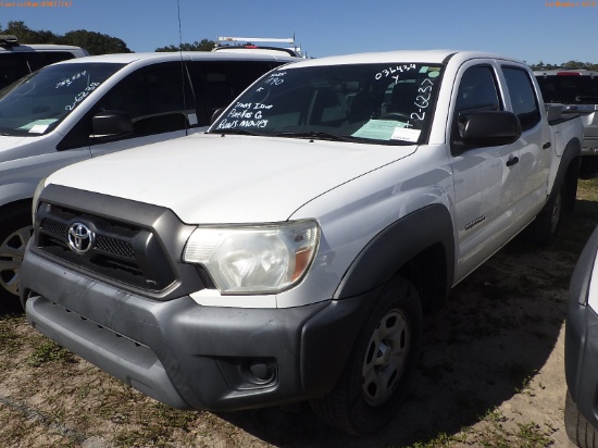 2-06237 (Trucks-Pickup 4D)  Seller: Gov-Pinellas County BOCC 2014 TOYT TACOMA