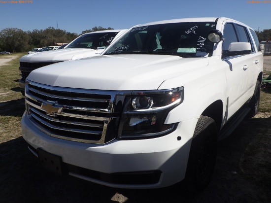 3-06112 (Cars-SUV 4D)  Seller: Gov-Hillsborough County Sheriffs 2020 CHEV TAHOE
