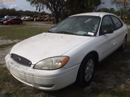 3-06215 (Cars-Sedan 4D)  Seller: Florida State D.O.T. 2006 FORD TAURUS