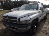 3-06119 (Trucks-Pickup 2D)  Seller: Gov-Hillsborough County School 1999 DODG 250