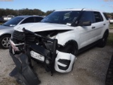 3-05123 (Cars-SUV 4D)  Seller: Gov-City of Bradenton 2017 FORD EXPLORER