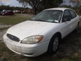 3-06215 (Cars-Sedan 4D)  Seller: Florida State D.O.T. 2006 FORD TAURUS