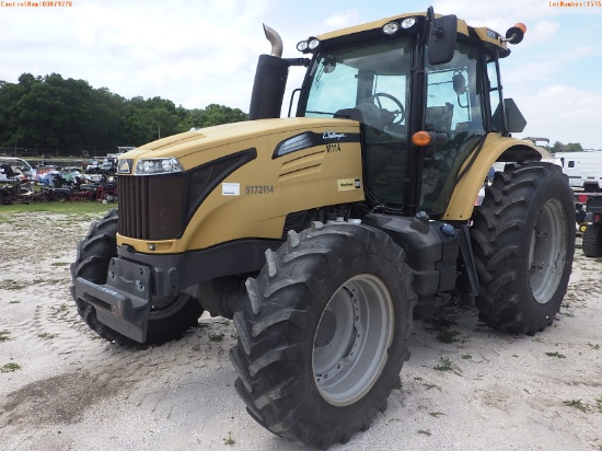 4-01576 (Equip.-Tractor)  Seller:Private/Dealer CHALLENGER MT525E 4WD ENCLOSED C