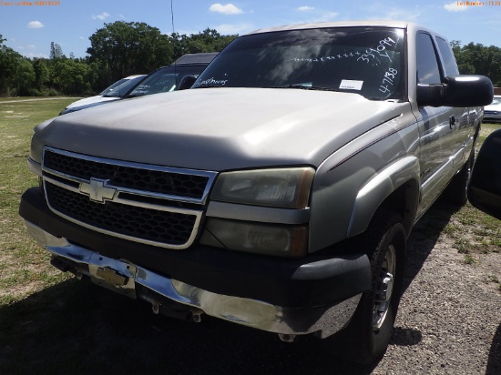 4-07138 (Trucks-Pickup 2D)  Seller:Private/Dealer 2005 CHEV SILVERADO