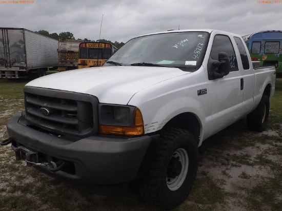 4-08217 (Trucks-Pickup 2D)  Seller: Gov-Pinellas County Sheriffs Ofc 2001 FORD F
