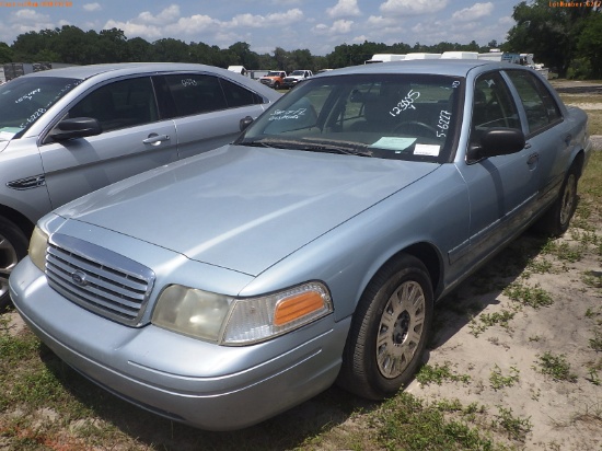 5-06227 (Cars-Sedan 4D)  Seller: Florida State C&F-D.C.F. 2008 FORD CROWNVIC