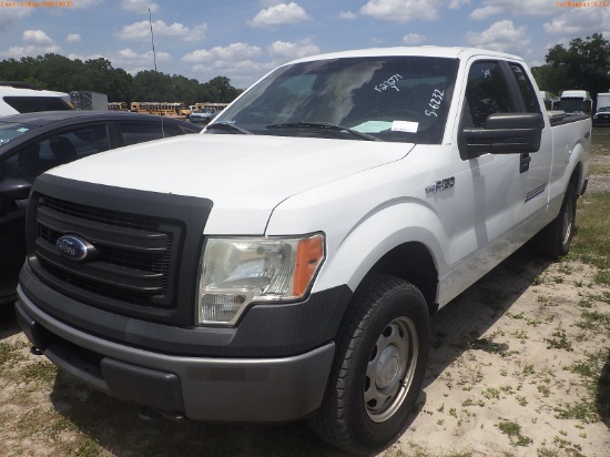 5-06232 (Trucks-Pickup 2D)  Seller: Gov-Hillsborough County B.O.C.C. 2013 FORD F