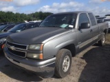 5-05140 (Trucks-Pickup 2D)  Seller: Florida State D.E.P. 2006 CHEV SILVERADO