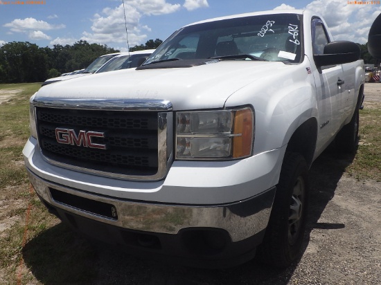 6-06121 (Trucks-Pickup 2D)  Seller: Gov-Manatee County 2013 GMC SIERRA