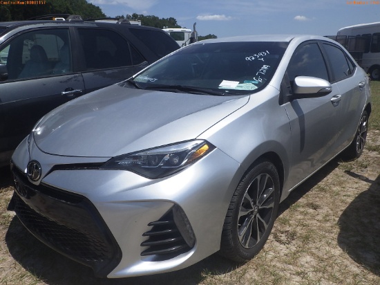 6-07244 (Cars-Sedan 4D)  Seller:Private/Dealer 2019 TOYT COROLLA