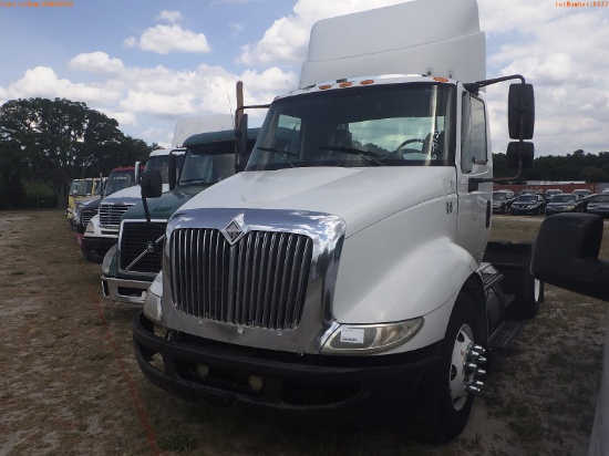 6-08122 (Trucks-Tractor)  Seller:Private/Dealer 2007 INTL 8600