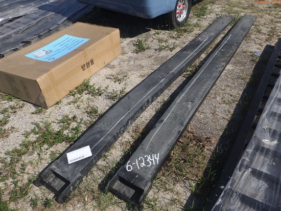 6-12344 (Equip.-Implement misc.)  Seller:Private/Dealer SET OF FORK LIFT FORK EX