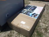 6-12332 (Equip.-Parts & accs.)  Seller:Private/Dealer VEHICLE ROOF TOP CARGO BOX