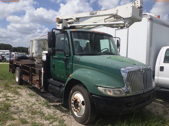7-08116 (Trucks-Aerial lift)  Seller:Private/Dealer 2005 INTL 4300