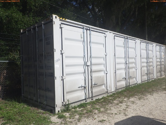 7-12106 (Equip.-Container)  Seller:Private/Dealer 40 FOOT METAL SHIPPING CONTAIN
