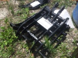 7-13100 (Equip.-Implement misc.)  Seller:Private/Dealer MIVA EXCAVATOR GRAPPLE A