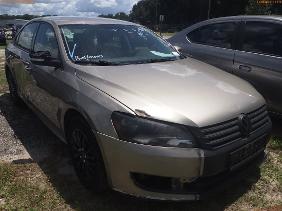 8-07111 (Cars-Sedan 4D)  Seller:Private/Dealer 2015 VOLK PASSAT