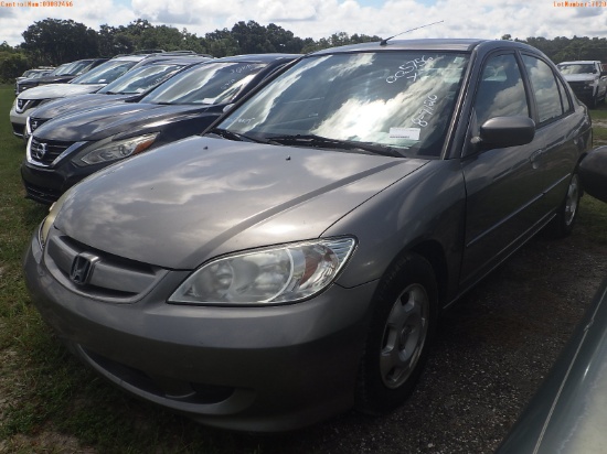 8-07120 (Cars-Sedan 4D)  Seller:Private/Dealer 2004 HOND CIVIC